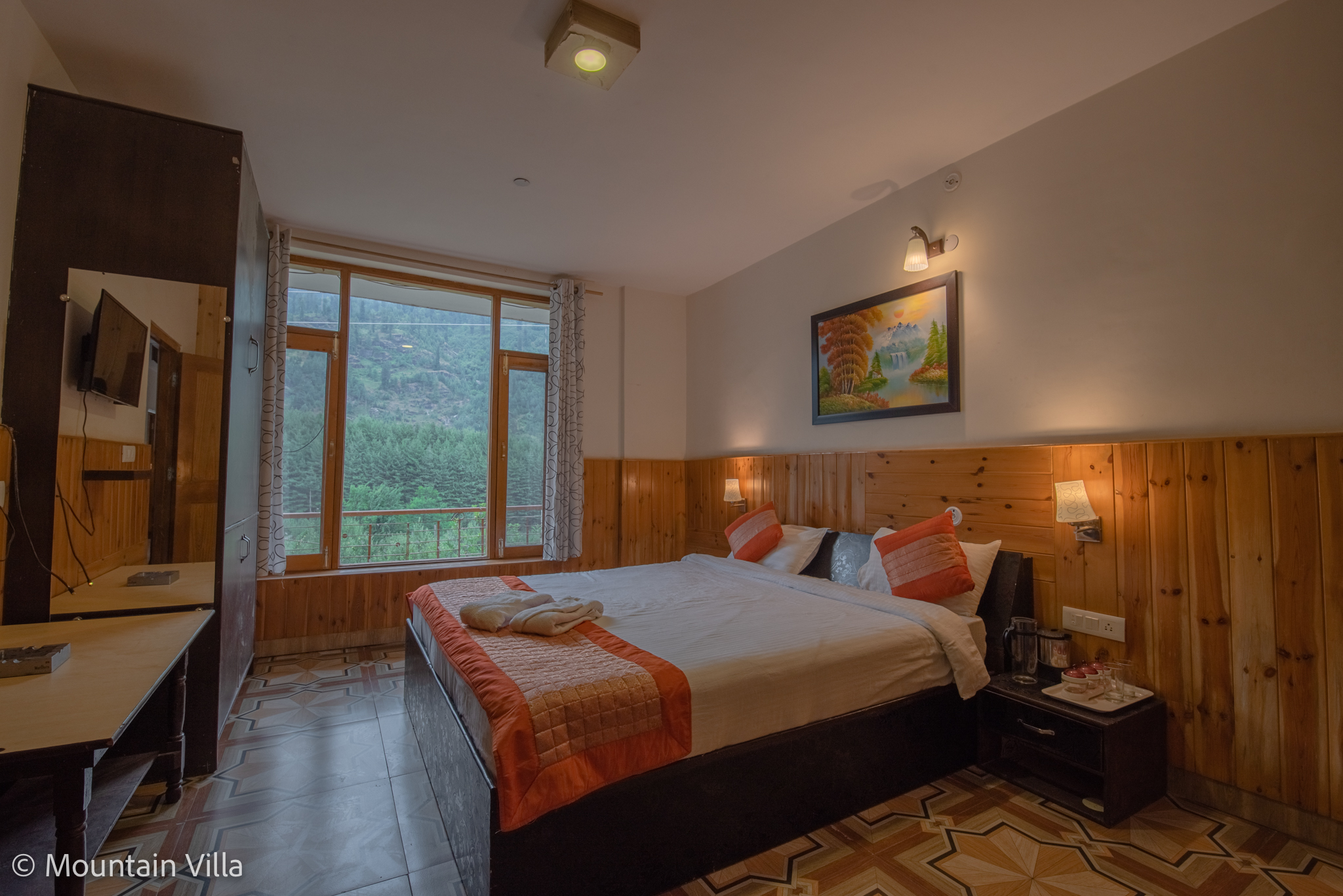Glimpse of Mountain Villa