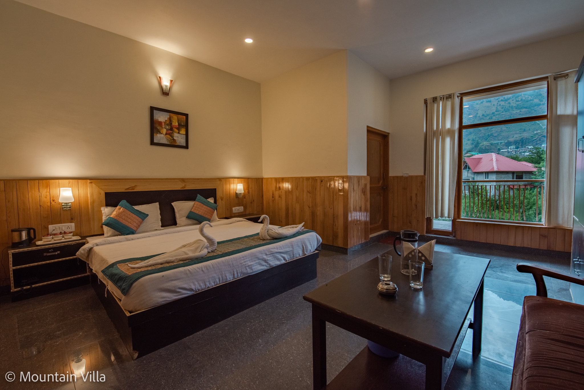 Glimpse of Mountain Villa
